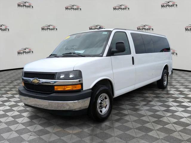 2024 Chevrolet Express Passenger RWD 3500 Extended Wheelbase LT for sale in Sebring, FL