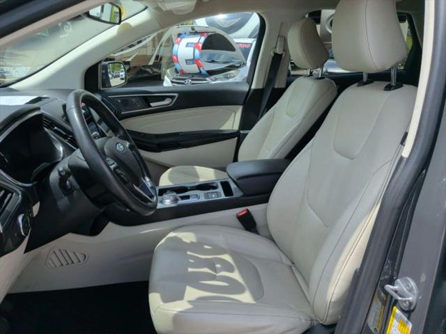 2021 Ford Edge Titanium