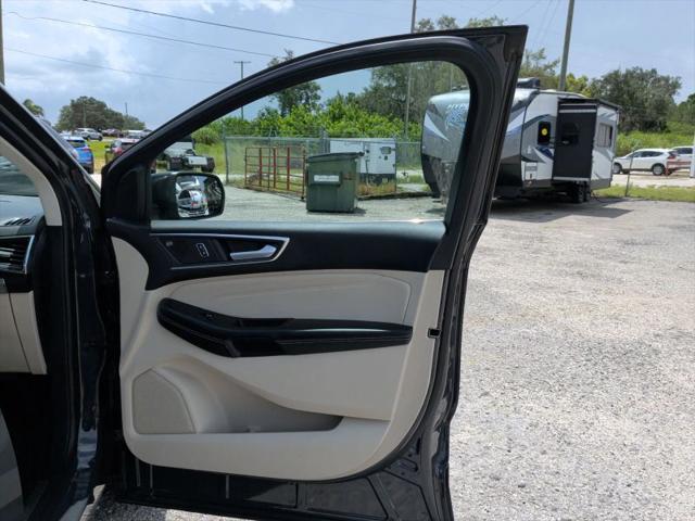 2021 Ford Edge Titanium