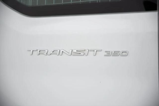 2018 Ford Transit w/60/40 Side Door w/LWB
