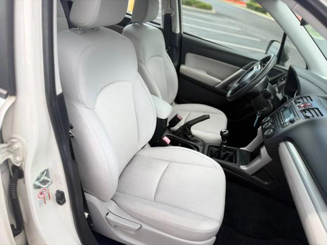 2015 Subaru Forester 2.5i