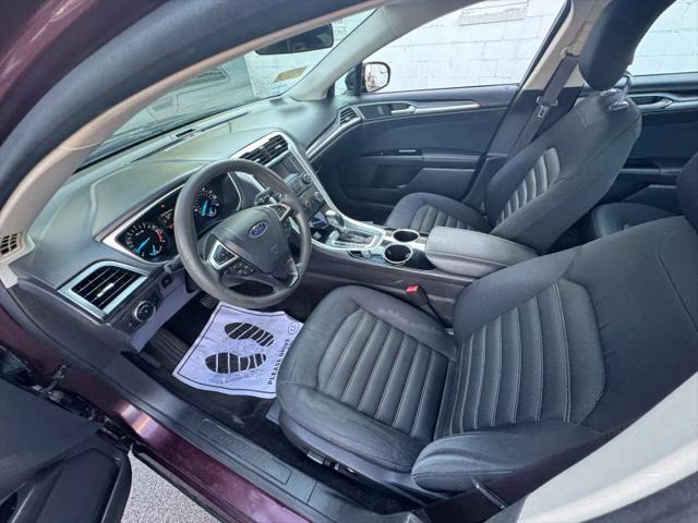2013 Ford Fusion SE