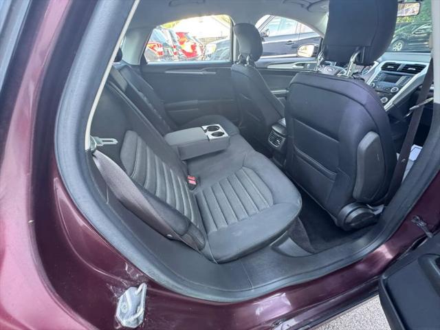 2013 Ford Fusion SE