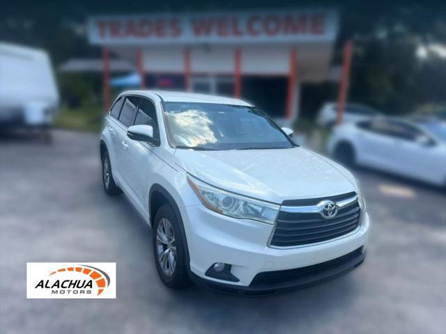 2015 Toyota Highlander LE Plus V6 for sale in Alachua, FL