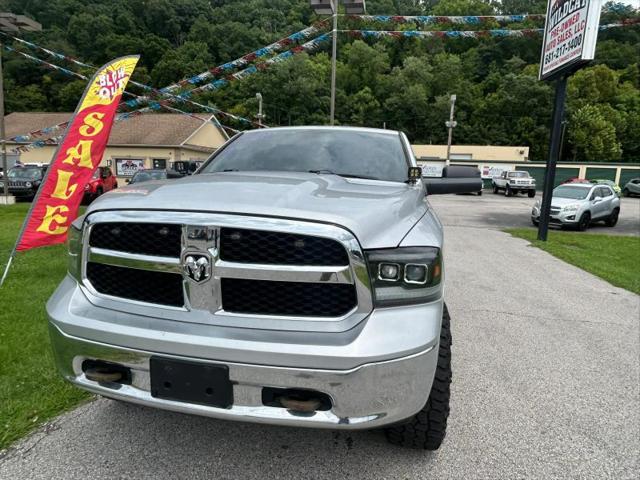 2018 Ram 1500 SLT Quad Cab 4x4 64 Box