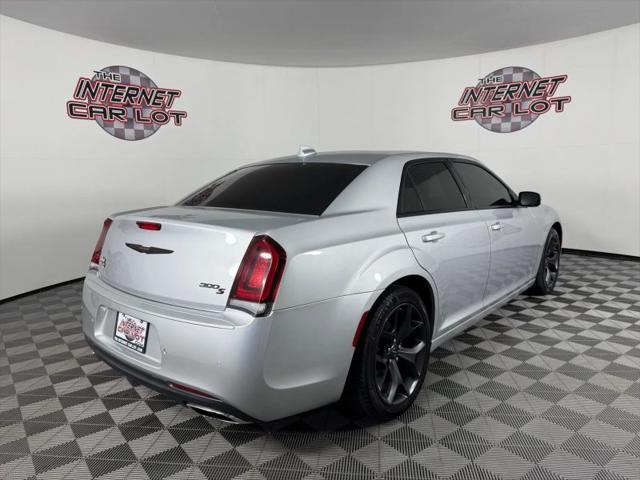 2023 Chrysler 300 300S