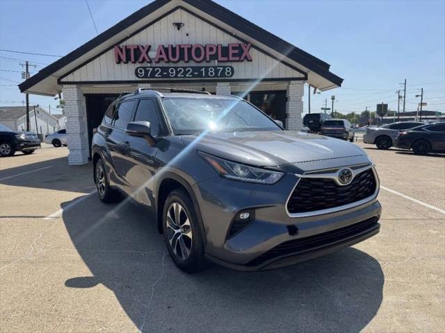 2021 Toyota Highlander XLE for sale in Garland, TX