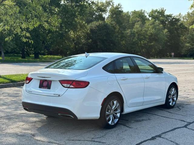 2016 Chrysler 200 S