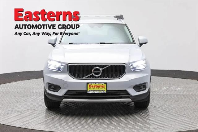 2021 Volvo XC40 T4 Momentum