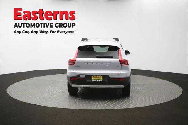 2021 Volvo XC40 T4 Momentum