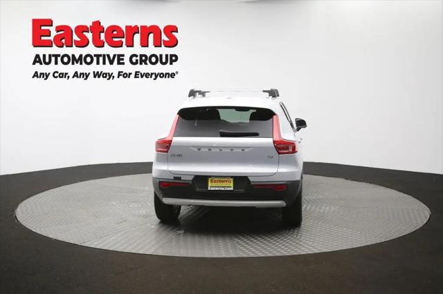 2021 Volvo XC40 T4 Momentum