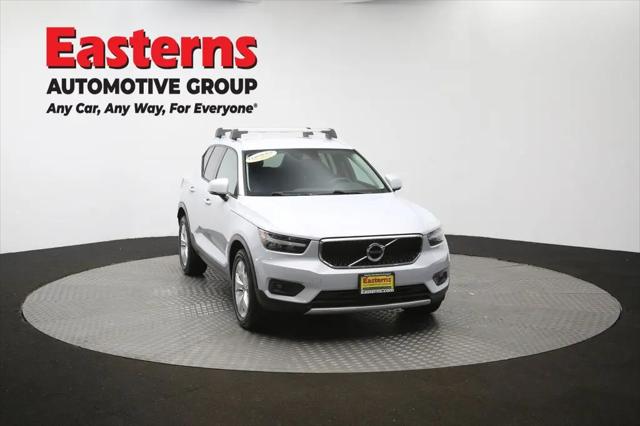 2021 Volvo XC40 T4 Momentum