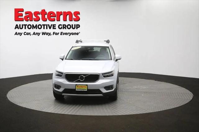 2021 Volvo XC40 T4 Momentum