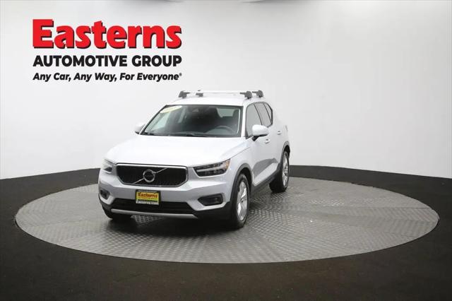 2021 Volvo XC40 T4 Momentum