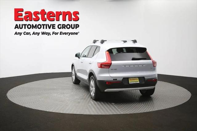 2021 Volvo XC40 T4 Momentum