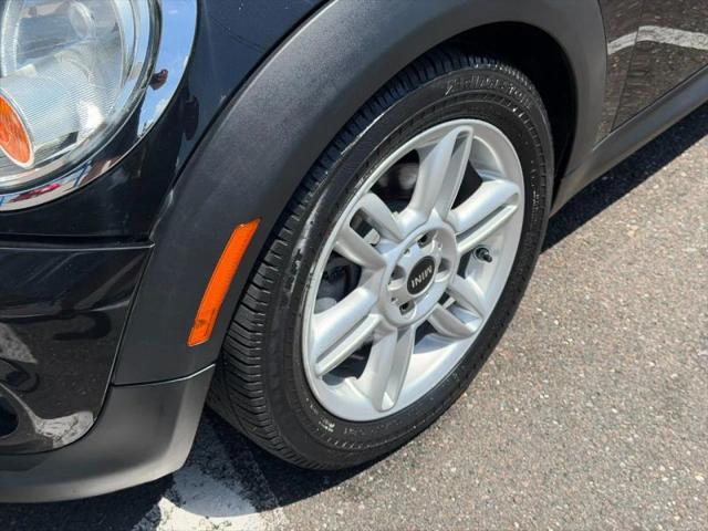 2012 MINI Cooper Cooper