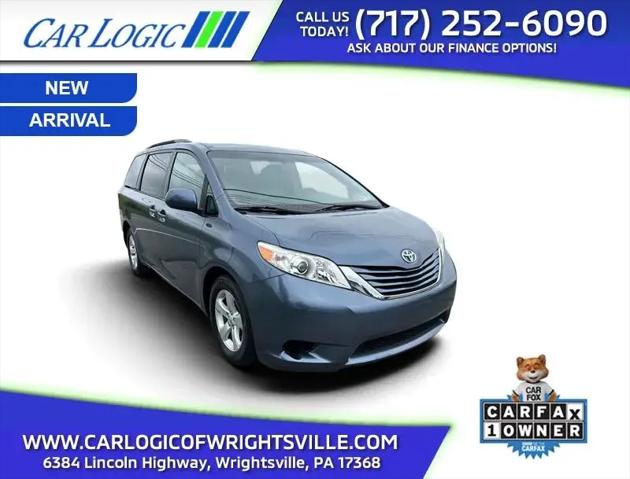 2017 Toyota Sienna LE 8 Passenger for sale in Wrightsville, PA