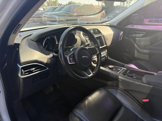 2018 Jaguar F-PACE 25t Prestige