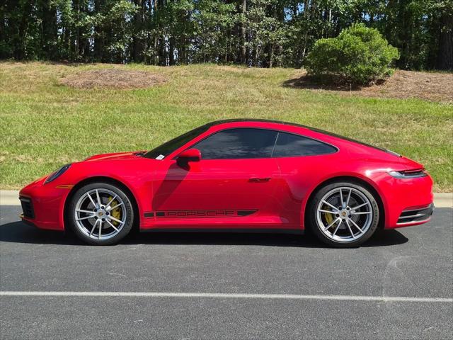 2021 Porsche 911 Carrera