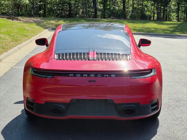 2021 Porsche 911 Carrera