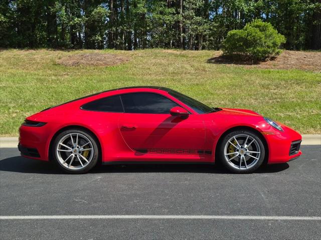 2021 Porsche 911 Carrera