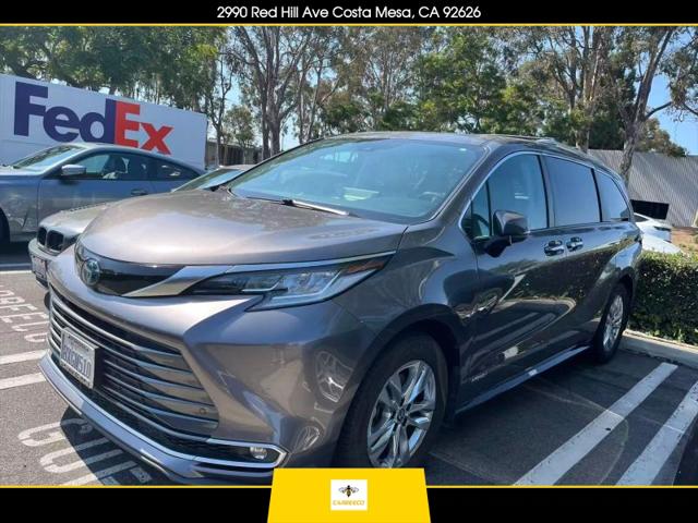 2021 Toyota Sienna Limited for sale in Costa Mesa, CA