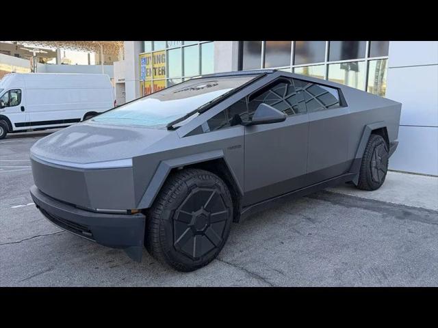 2024 Tesla Cybertruck Cyberbeast