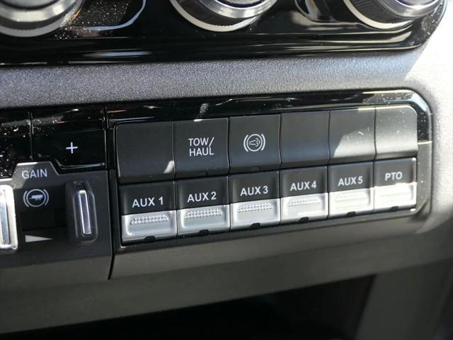 2026 Ram 3500 Tradesman/Big Horn