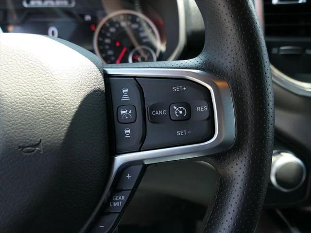 2026 Ram 1500 Express Crew Cab 4x4 57 Box