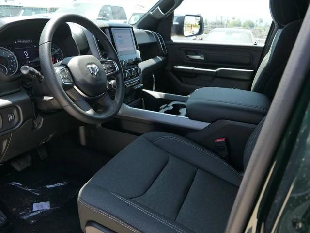 2026 Ram 1500 Express Crew Cab 4x4 57 Box