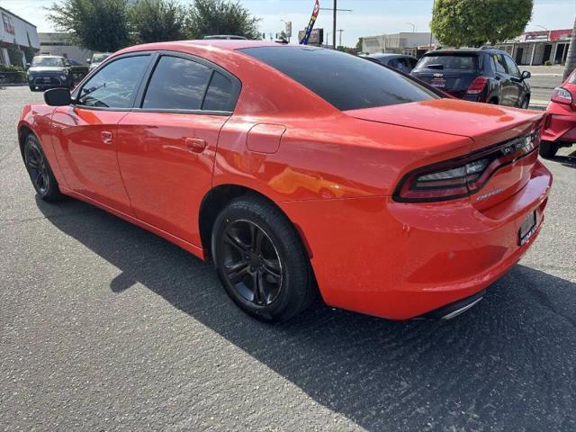 2022 Dodge Charger SXT RWD