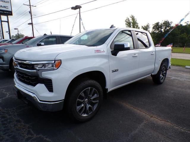 2026 Chevrolet Silverado 1500 4WD Crew Cab Standard Bed LT
