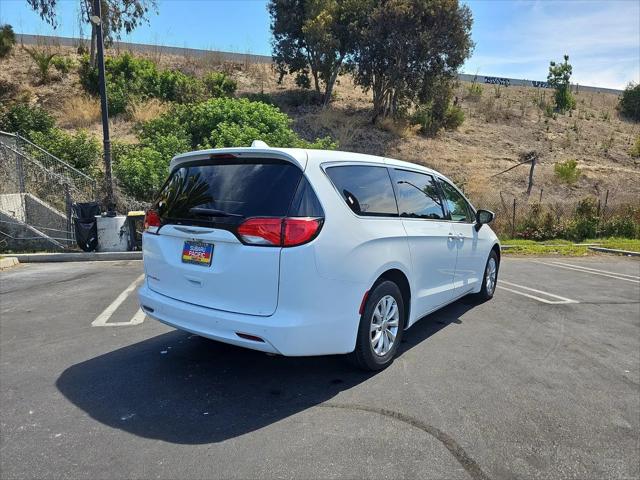 2019 Chrysler Pacifica LX