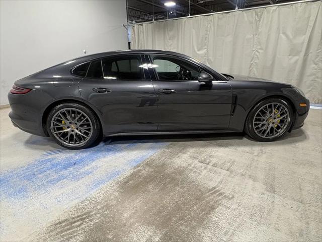 2018 Porsche Panamera 4