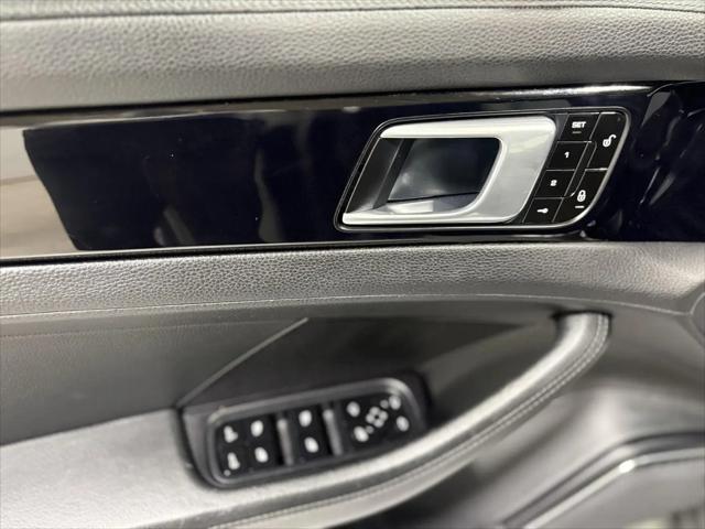 2018 Porsche Panamera 4