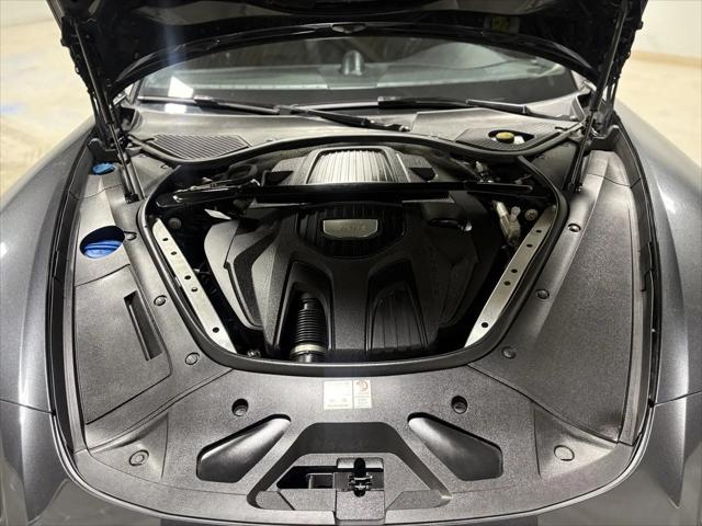 2018 Porsche Panamera 4