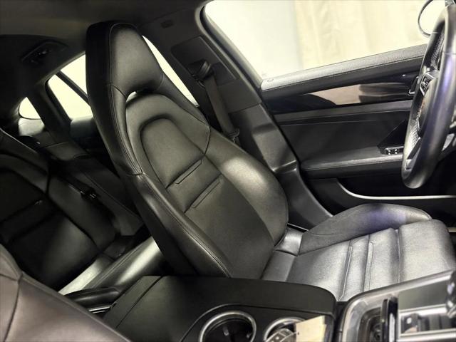 2018 Porsche Panamera 4