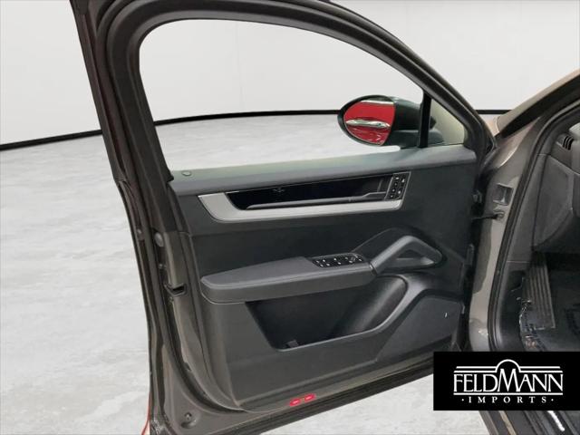 2024 Porsche Cayenne Cayenne