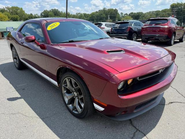 2017 Dodge Challenger SXT