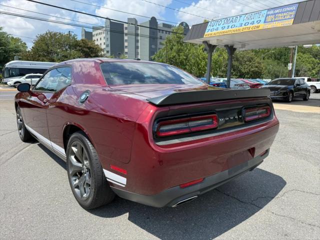 2017 Dodge Challenger SXT