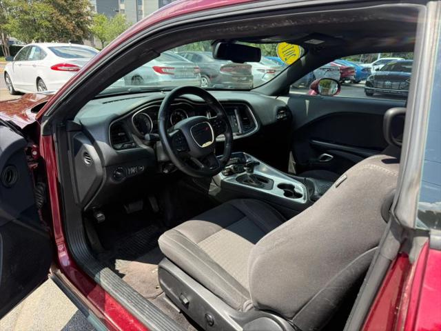 2017 Dodge Challenger SXT