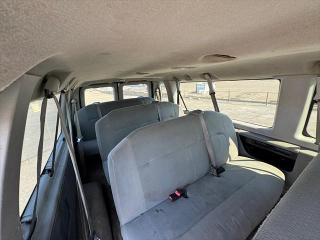 2010 Ford E-350 Super Duty XLT
