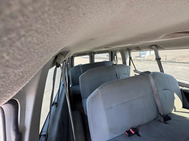 2010 Ford E-350 Super Duty XLT