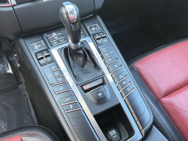 2017 Porsche Macan S