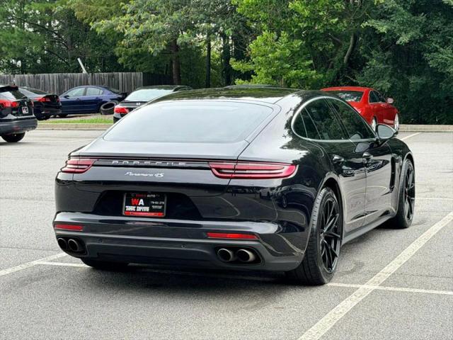 2017 Porsche Panamera 4S