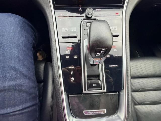 2017 Porsche Panamera 4S