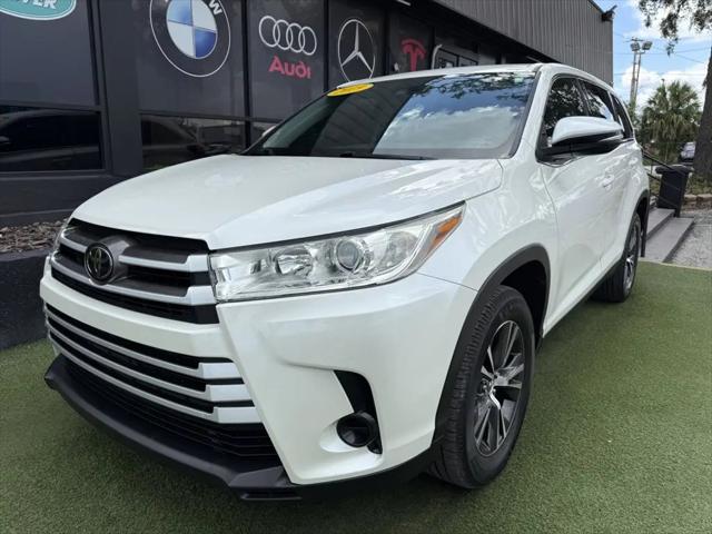 2019 Toyota Highlander LE for sale in Tampa, FL