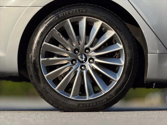 2014 Hyundai Equus Signature
