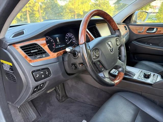 2014 Hyundai Equus Signature