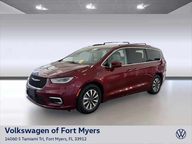 2021 Chrysler Pacifica Hybrid Touring L for sale in Fort Myers, FL